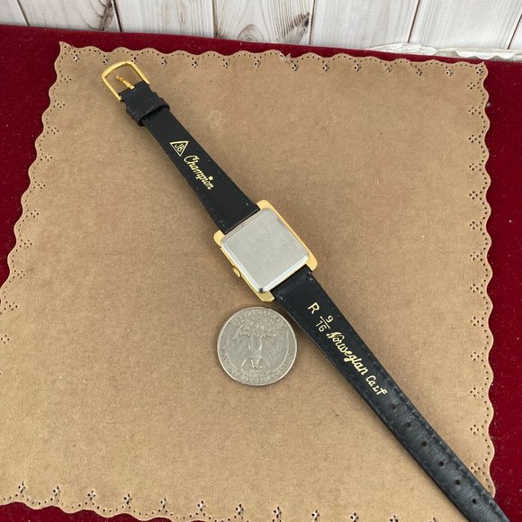 Vintage Jemis Tank Shaped Ladies Diamond Accent Black Dial Gold Plated Watch - Picture 6 of 8